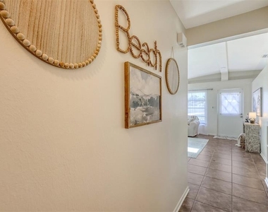 2551 Waneta Drive - Photo Thumbnail 30