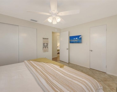 2551 Waneta Drive - Photo Thumbnail 16