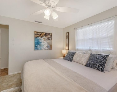 2551 Waneta Drive - Photo Thumbnail 22