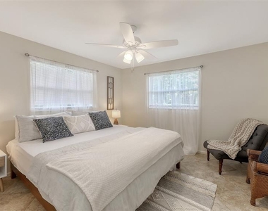 2551 Waneta Drive - Photo Thumbnail 18