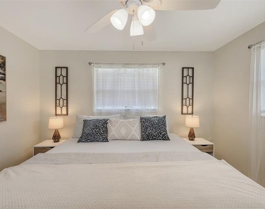 2551 Waneta Drive - Photo Thumbnail 19