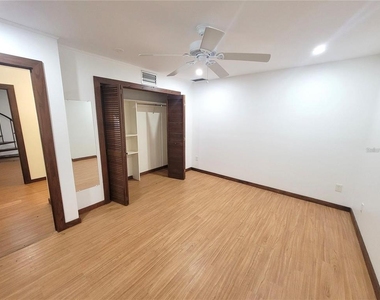 306 63rd Street - Photo Thumbnail 16
