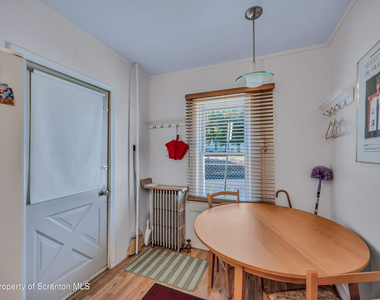 987 Providence Road - Photo Thumbnail 6