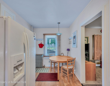 987 Providence Road - Photo Thumbnail 5