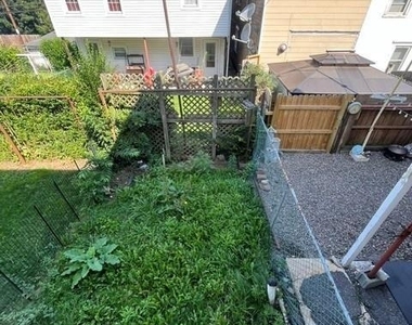 141 W Abbott Street - Photo Thumbnail 8