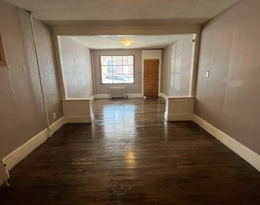 141 W Abbott Street - Photo Thumbnail 4
