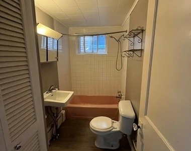 141 W Abbott Street - Photo Thumbnail 9