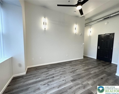 810 Monocacy Street - Photo Thumbnail 6
