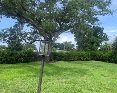 2253 Valencia Drive - Photo Thumbnail 29