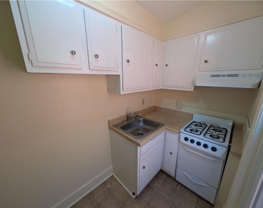 635 Linden Street - Photo Thumbnail 1