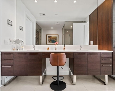 1155 N Gulfstream Avenue - Photo Thumbnail 52