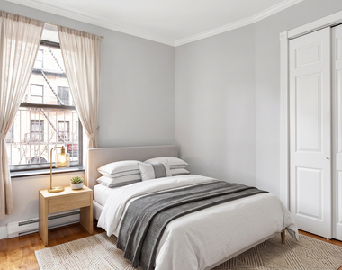 15 West 103rd Street - Photo Thumbnail 2