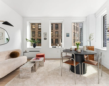 55 Broad Street - Photo Thumbnail 1