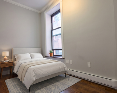 3 West 103rd Street - Photo Thumbnail 2