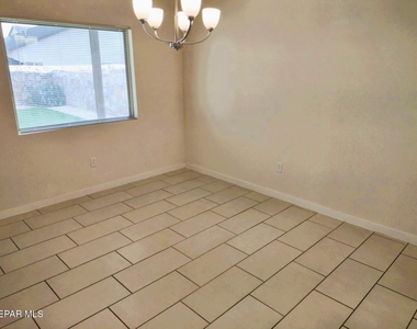 14725 Tierra Fortaleza Avenue - Photo Thumbnail 4