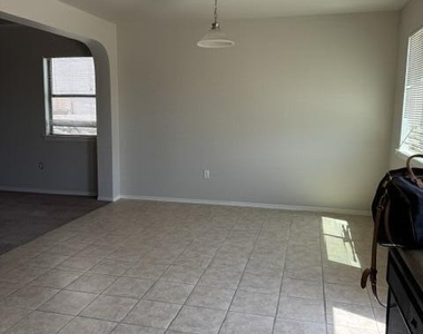 2508 Sparrow Point Street - Photo Thumbnail 31