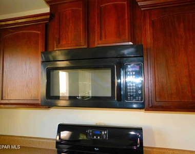 2508 Sparrow Point Street - Photo Thumbnail 11