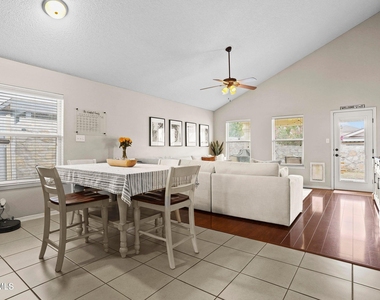 12529 Paseo Rosannie Avenue - Photo Thumbnail 23
