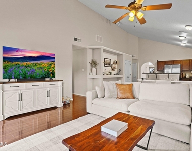 12529 Paseo Rosannie Avenue - Photo Thumbnail 19