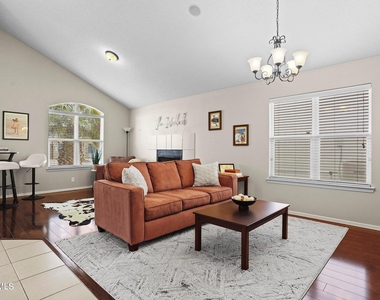 12529 Paseo Rosannie Avenue - Photo Thumbnail 27