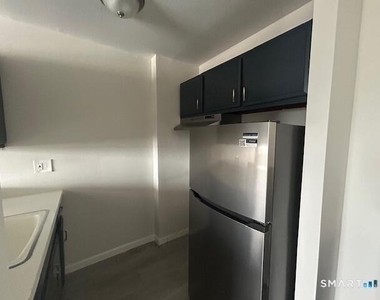 40-2 Prospect Avenue - Photo Thumbnail 13