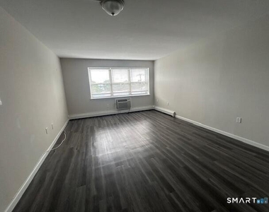 40-2 Prospect Avenue - Photo Thumbnail 9