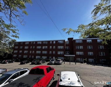 40-2 Prospect Avenue - Photo Thumbnail 4