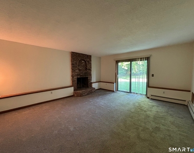 33 Lochview Drive - Photo Thumbnail 3