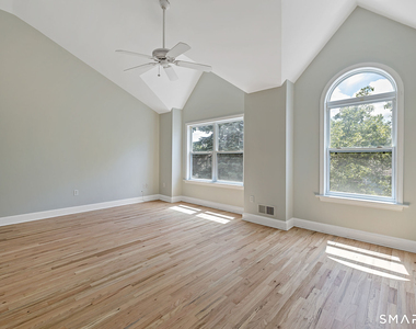 7 Edgewood Street - Photo Thumbnail 23