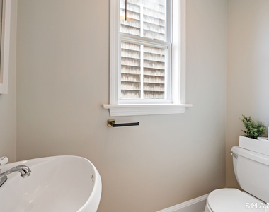 7 Edgewood Street - Photo Thumbnail 13