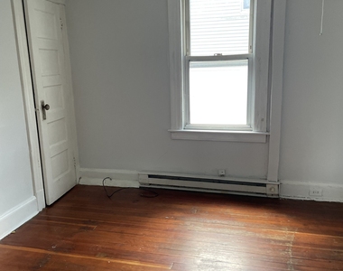 191 Alder Street - Photo Thumbnail 3