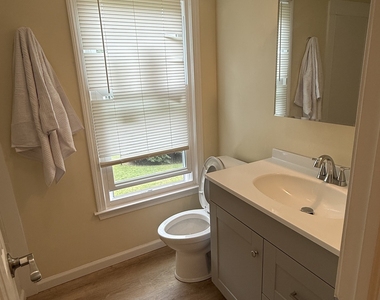 137 West Bridge Street - Photo Thumbnail 5