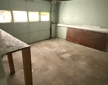 137 West Bridge Street - Photo Thumbnail 14