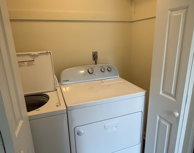 137 West Bridge Street - Photo Thumbnail 13