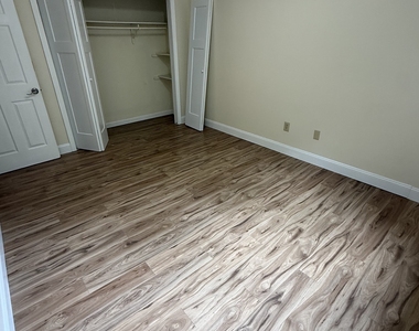 137 West Bridge Street - Photo Thumbnail 10