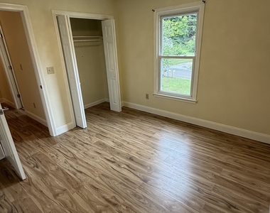 137 West Bridge Street - Photo Thumbnail 8