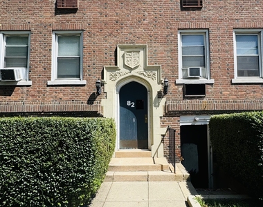 82 Forest Street - Photo Thumbnail 7
