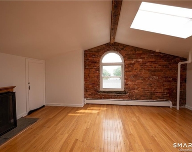 100 Lyon Street - Photo Thumbnail 9