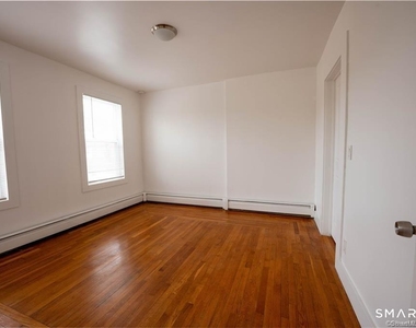 100 Lyon Street - Photo Thumbnail 5