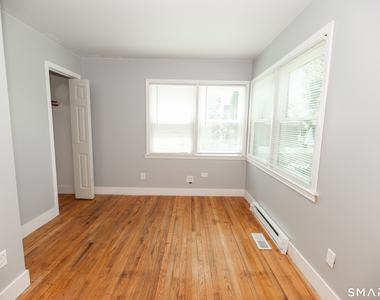 26 Tyler Street - Photo Thumbnail 23