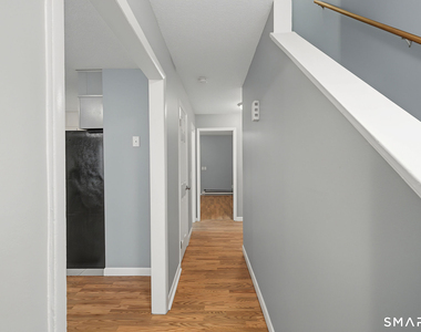 6 Irving Place - Photo Thumbnail 7