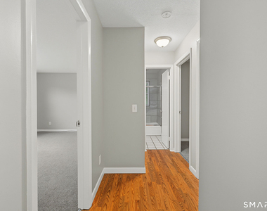 6 Irving Place - Photo Thumbnail 23