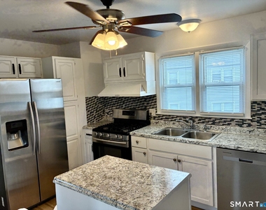 658 Beechmont Avenue - Photo Thumbnail 5
