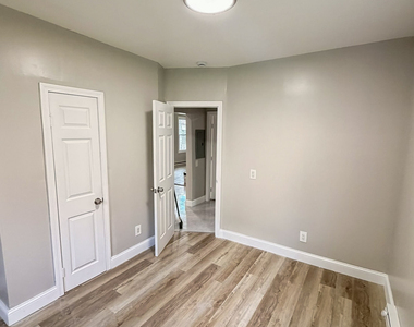 278 Willow Street - Photo Thumbnail 5