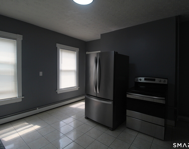 34 Lenox Street - Photo Thumbnail 4