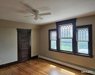 169 Winchester Avenue - Photo Thumbnail 3