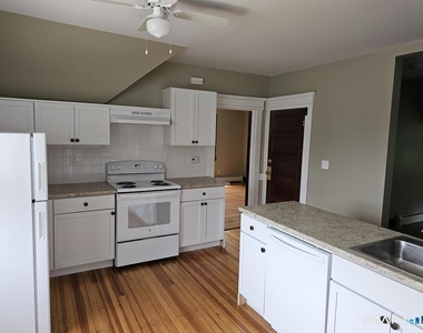169 Winchester Avenue - Photo Thumbnail 10