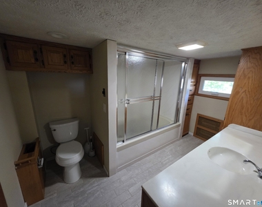 506 Main Street - Photo Thumbnail 10