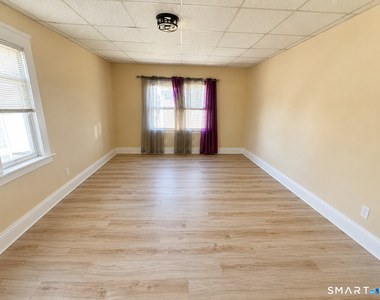 614 Bishop Avenue - Photo Thumbnail 2