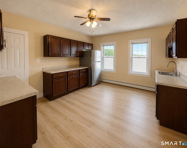 614 Bishop Avenue - Photo Thumbnail 3